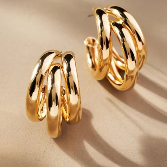 ANTHRO ALEX TRIPLE RING GOLD HOOPS - Picture 1 of 7
